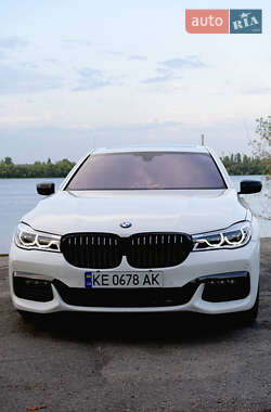 Седан BMW 7 Series 2015 в Днепре