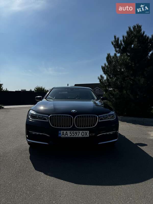 Седан BMW 7 Series 2015 в Києві фото 2 Седан BMW 7 Series 2015 в Києві