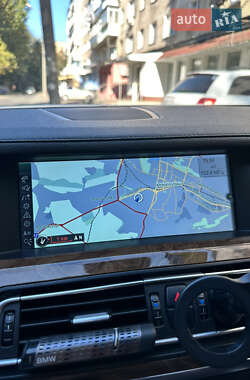 Седан BMW 7 Series 2011 в 