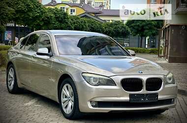 Седан BMW 7 Series 2009 в Калуше