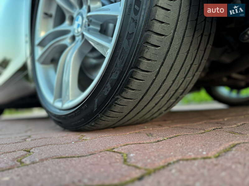 Седан BMW 7 Series 2013 в Чернівцях