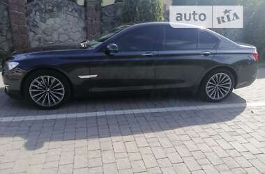 Седан BMW 7 Series 2013 в Львові