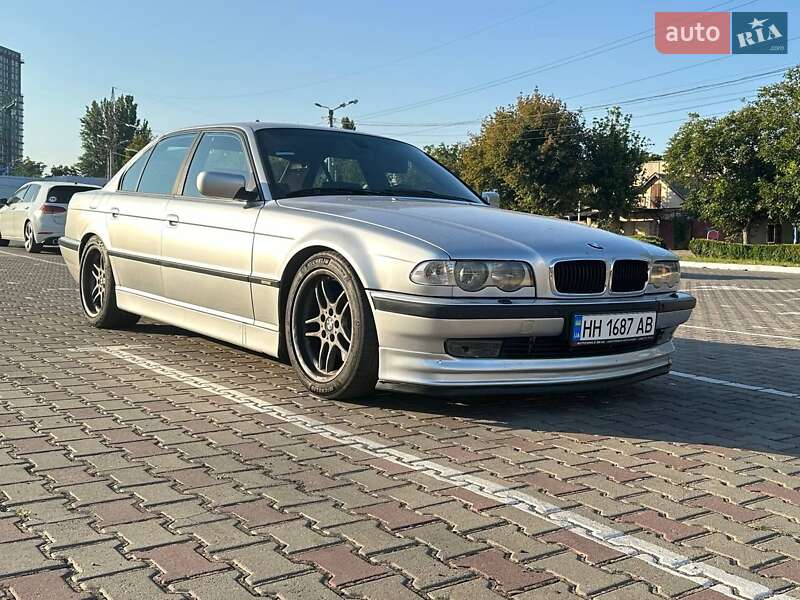 Седан BMW 7 Series 1999 в Одессе