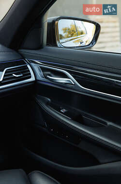 Седан BMW 7 Series 2018 в 