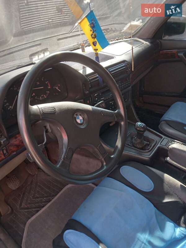 Седан BMW 7 Series 1992 в Житомире