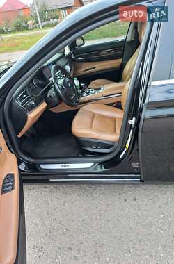Седан BMW 7 Series 2011 в Рівному