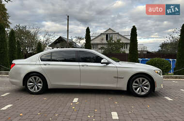 Седан BMW 7 Series 2011 в Косові