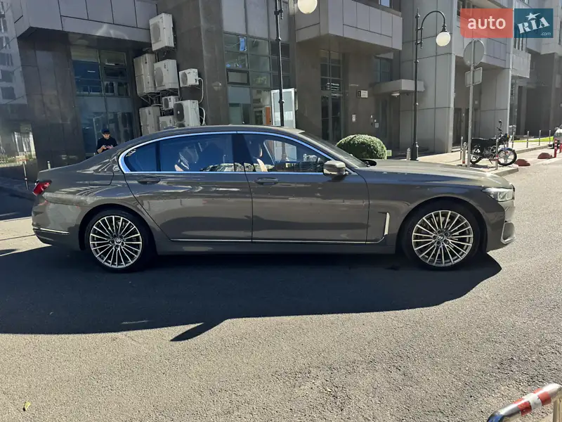 BMW 7 Series 2019