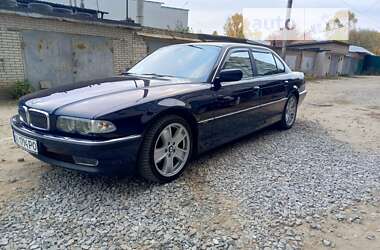 Седан BMW 7 Series 2000 в Боярке