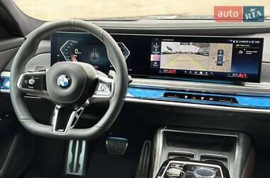 Седан BMW 7 Series 2024 в Полтаве