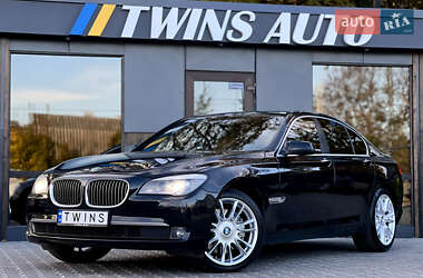 Седан BMW 7 Series 2011 в Одессе