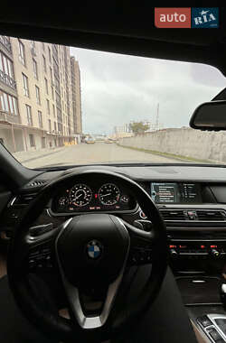 Седан BMW 7 Series 2010 в Одессе