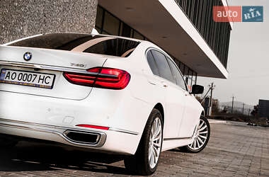 Седан BMW 7 Series 2016 в 