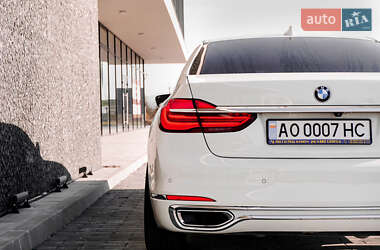 Седан BMW 7 Series 2016 в 