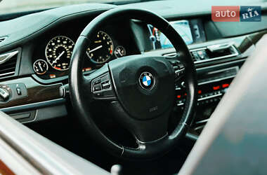 Седан BMW 7 Series 2011 в Кременчуці