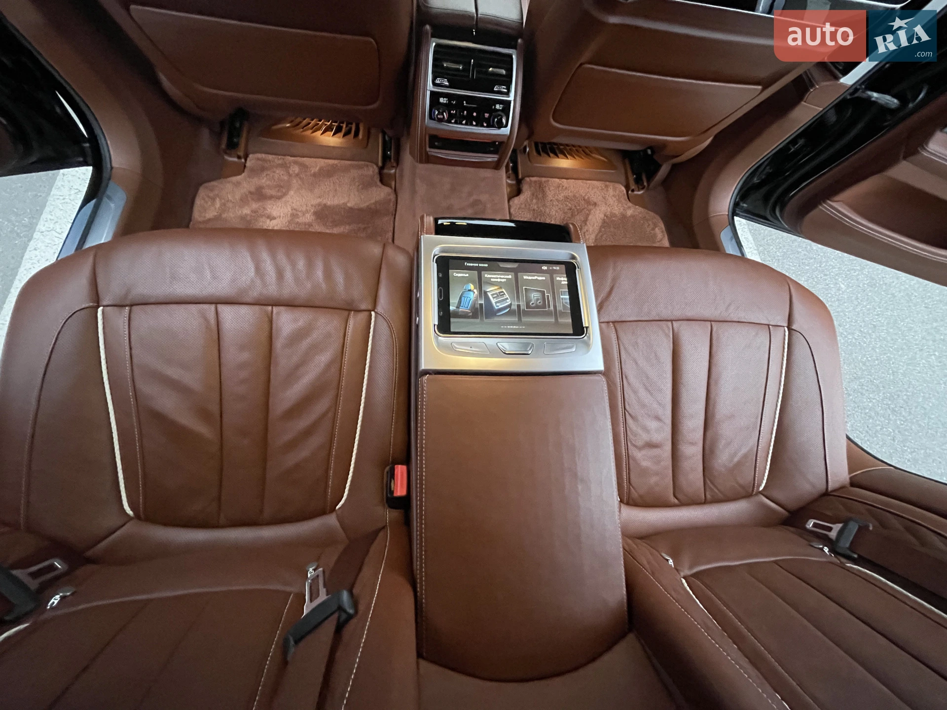 2017 BMW 7er - мініатюра 37