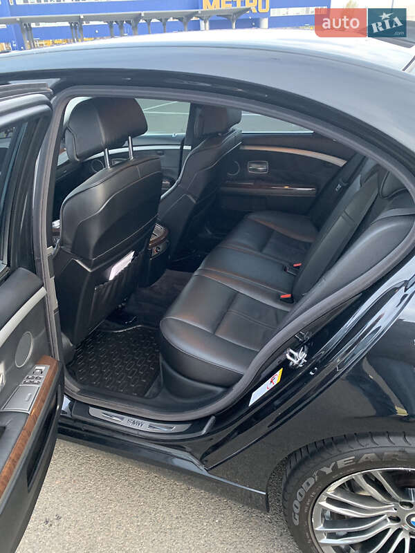 Седан BMW 7 Series 2006 в Киеве