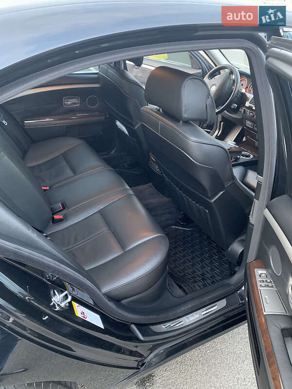Седан BMW 7 Series 2006 в Киеве