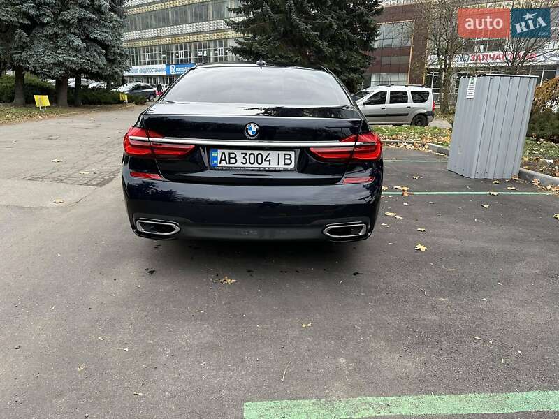 Седан BMW 7 Series 2017 в Виннице