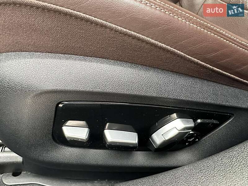 Седан BMW 7 Series 2017 в Виннице