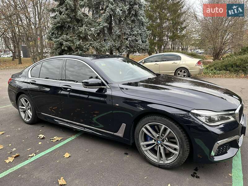 Седан BMW 7 Series 2017 в Виннице