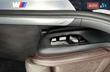 Седан BMW 7 Series 2017 в Виннице