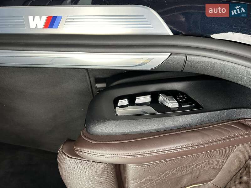 Седан BMW 7 Series 2017 в Виннице