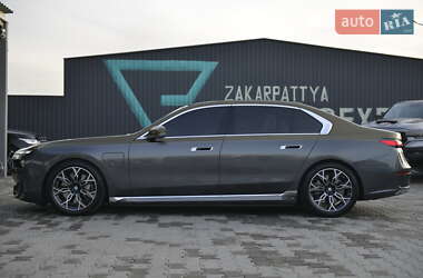 Седан BMW 7 Series 2023 в Мукачево