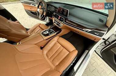 Седан BMW 7 Series 2018 в Одессе