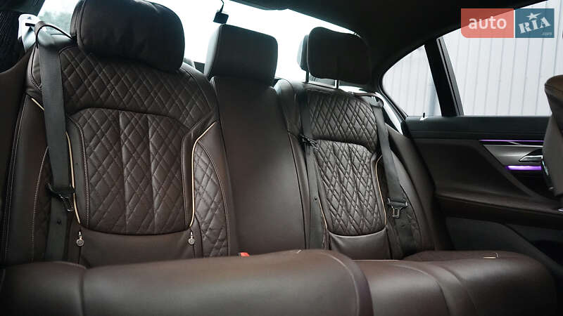 Седан BMW 7 Series 2022 в Львові фото 60 Седан BMW 7 Series 2022 в Львові