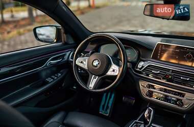 Седан BMW 7 Series 2021 в Чернівцях