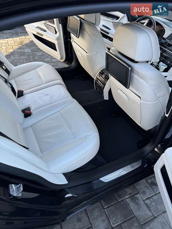 Седан BMW 7 Series 2014 в Черновцах