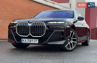 Седан BMW 7 Series 2023 в Києві