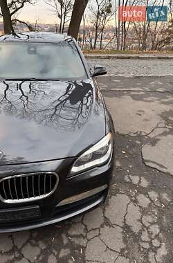 Седан BMW 7 Series 2014 в Львові