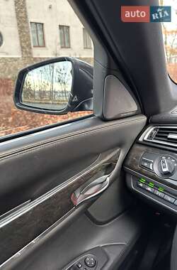 Седан BMW 7 Series 2014 в Львові