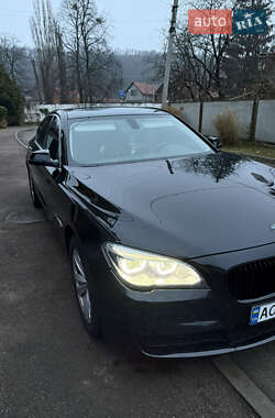 Седан BMW 7 Series 2014 в Мукачевому