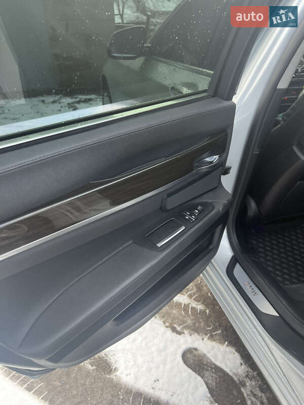 Седан BMW 7 Series 2014 в Житомире