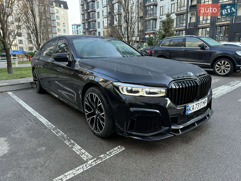 Седан BMW 7 Series 2017 в Киеве