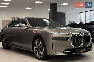 Седан BMW 7 Series 2023 в Тернополі