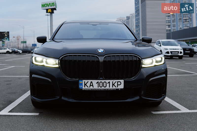 Седан BMW 7 Series 2022 в Киеве