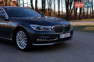 Седан BMW 7 Series 2016 в Долині