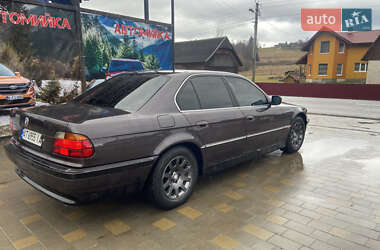 Седан BMW 7 Series 1995 в Буковеле