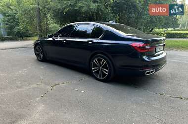 Седан BMW 7 Series 2016 в Киеве