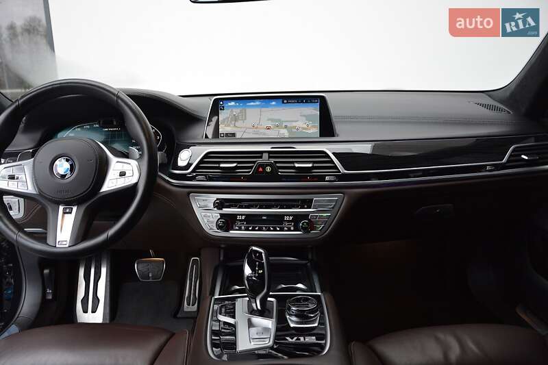 Седан BMW 7 Series 2021 в Киеве