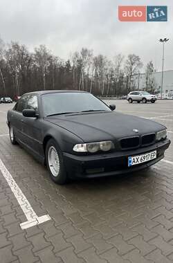 Седан BMW 7 Series 1999 в Чернігові