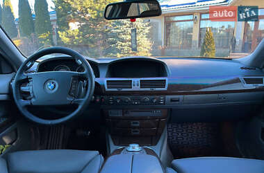 Седан BMW 7 Series 2004 в 