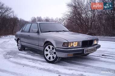 Седан BMW 7 Series 1988 в Баре