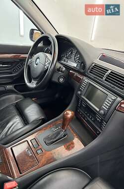 Седан BMW 7 Series 2001 в 