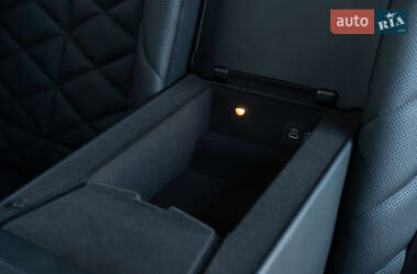 Седан BMW 7 Series 2024 в 