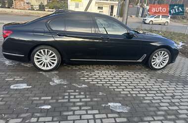 Седан BMW 7 Series 2017 в Львові